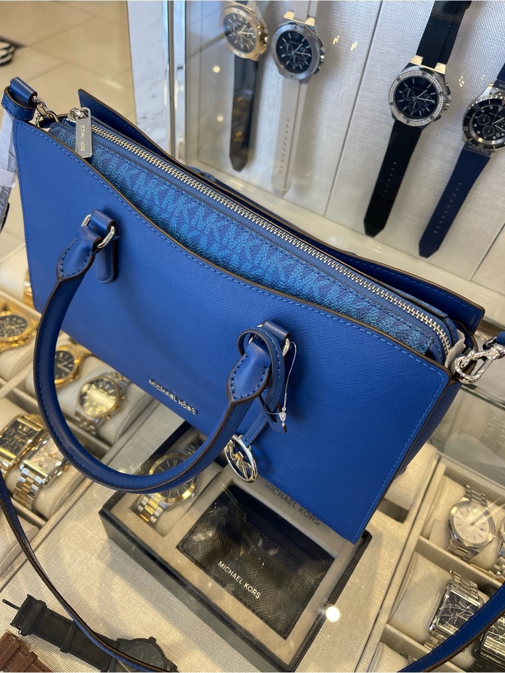 MICHAEL KORS Arden Md Top-Zip EW Leather Tote Crossbody Satchel
Galaxy Blue
NWT - Picture 14 of 16